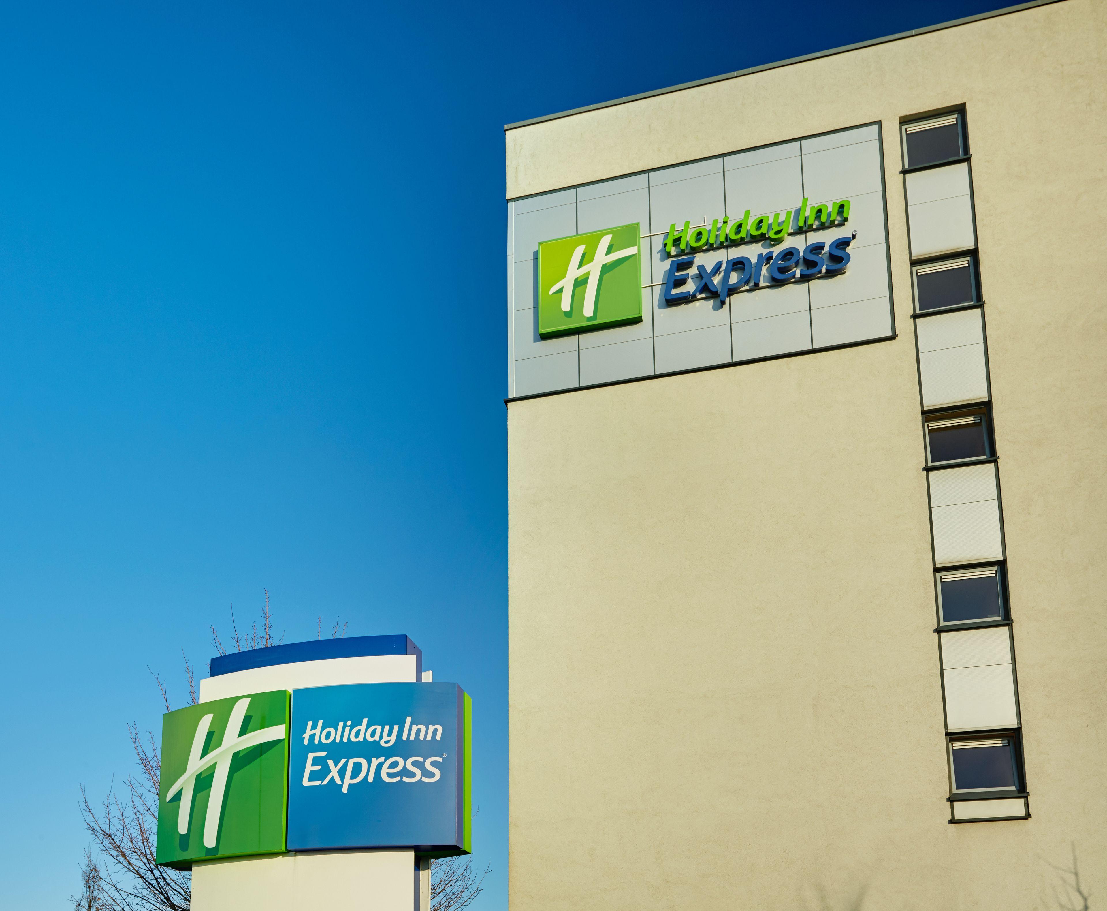 Holiday Inn Express Duesseldorf - City North By Ihg — Foto’s 2